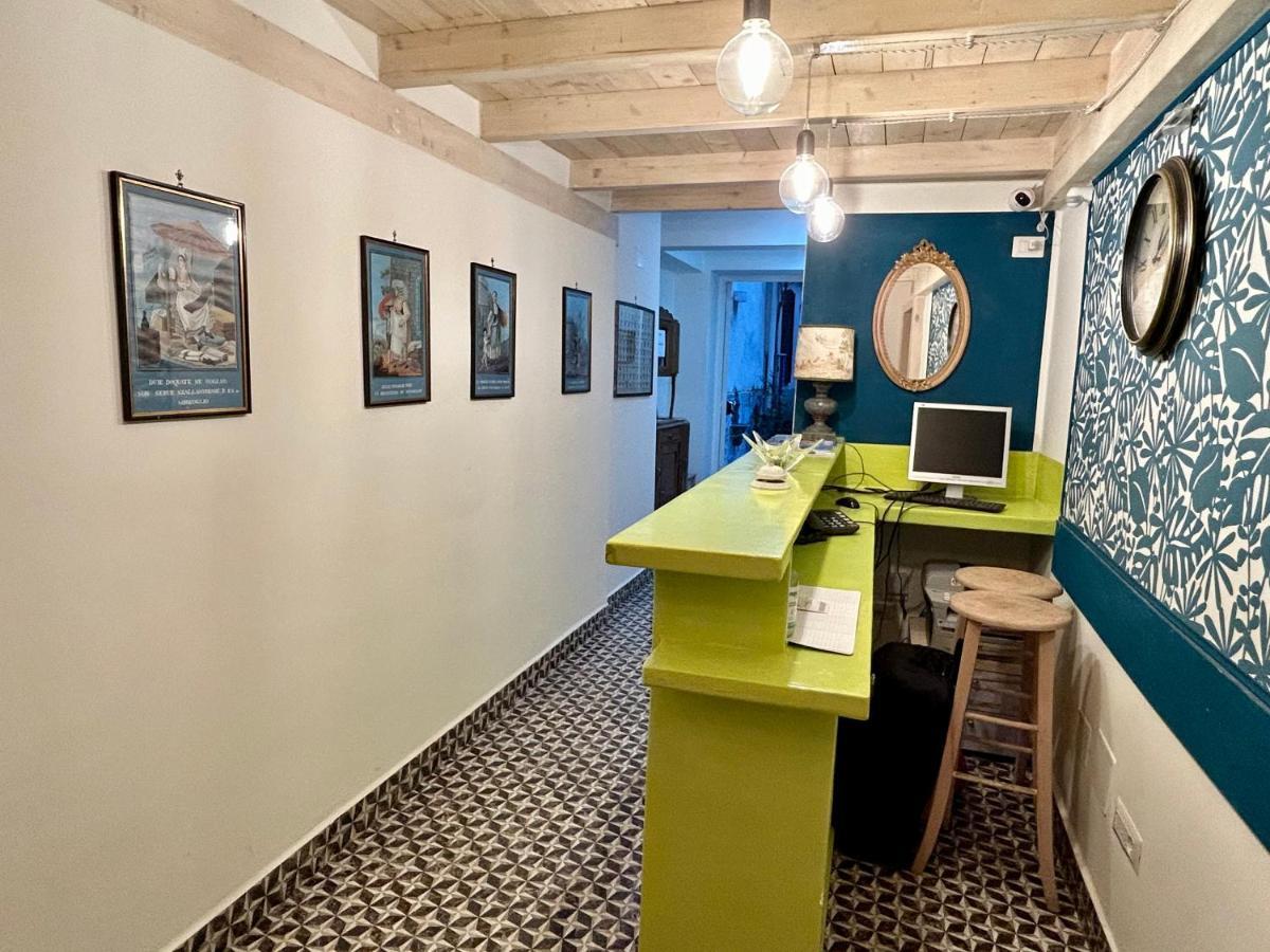 Tribunali Apartments Napoli Ngoại thất bức ảnh