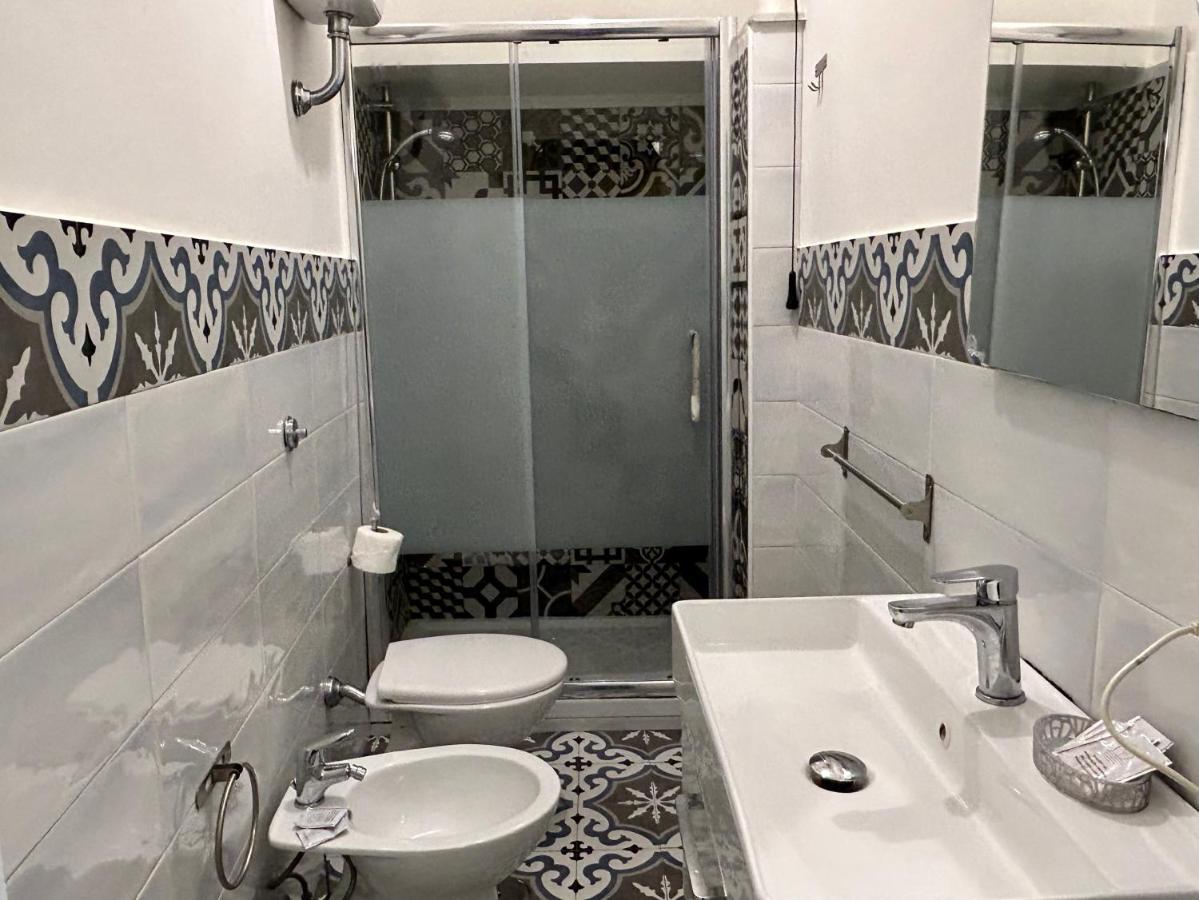Tribunali Apartments Napoli Ngoại thất bức ảnh