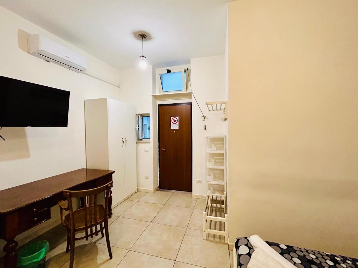 Tribunali Apartments Napoli Ngoại thất bức ảnh
