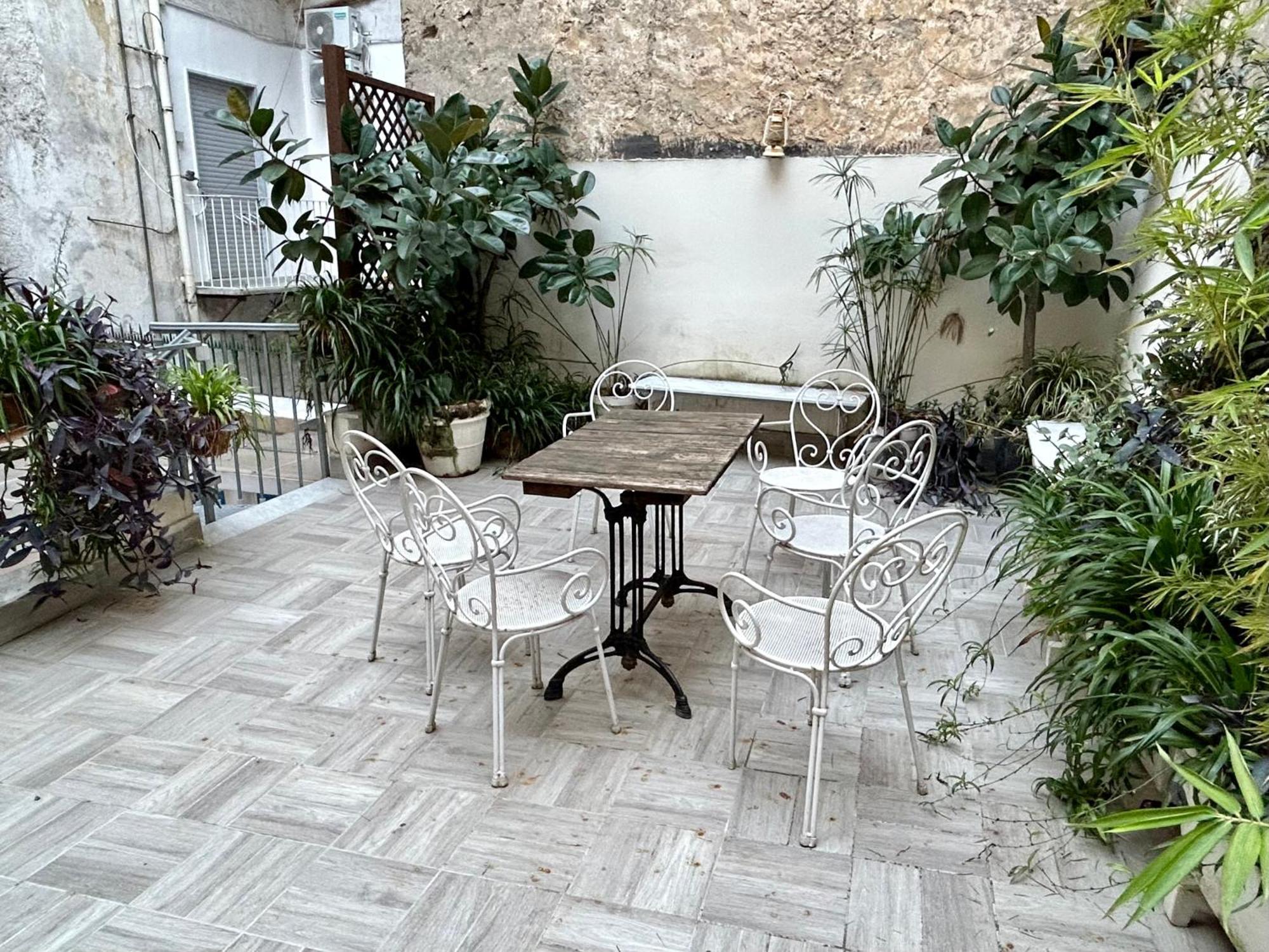 Tribunali Apartments Napoli Ngoại thất bức ảnh