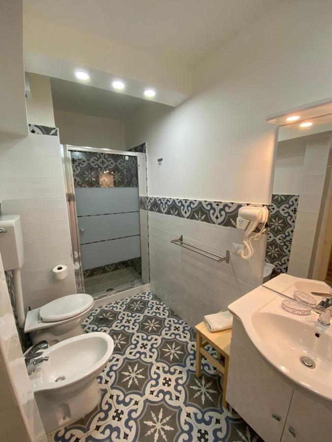 Tribunali Apartments Napoli Ngoại thất bức ảnh